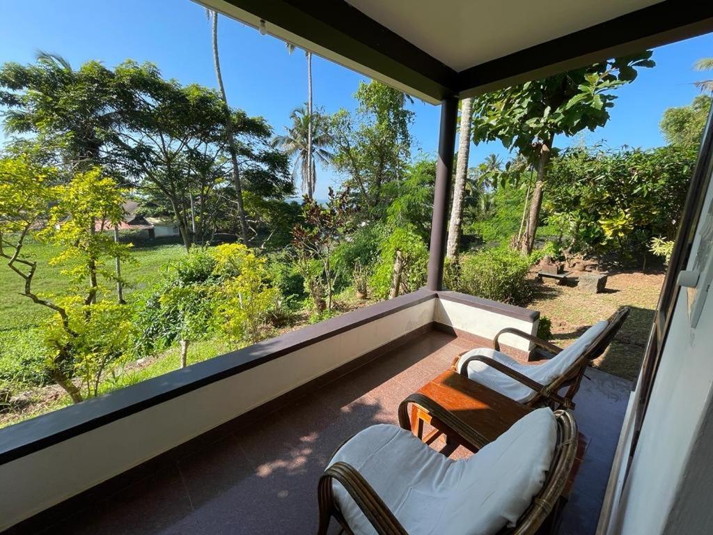 The First Place Yogaresort, Odayam 瓦尔卡拉 外观 照片