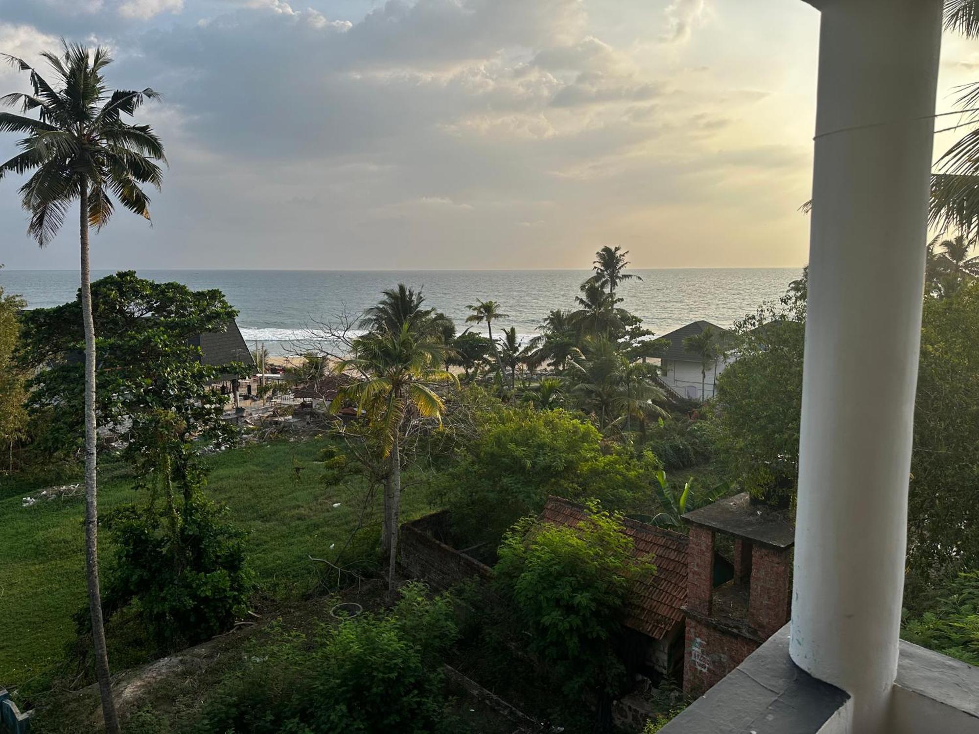The First Place Yogaresort, Odayam 瓦尔卡拉 外观 照片